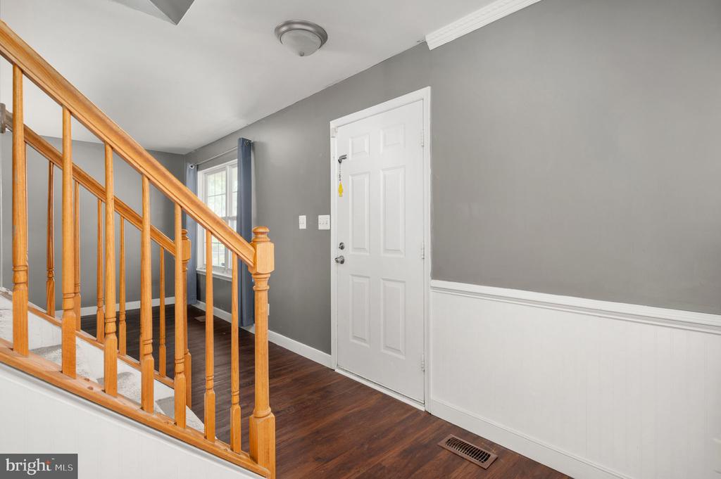 7504 LAURA LN, FREDERICKSBURG, Virginia 22407, 3 Bedrooms Bedrooms, ,3 BathroomsBathrooms,Residential,7504 LAURA LN,VASP2039678 MLS # VASP2039678