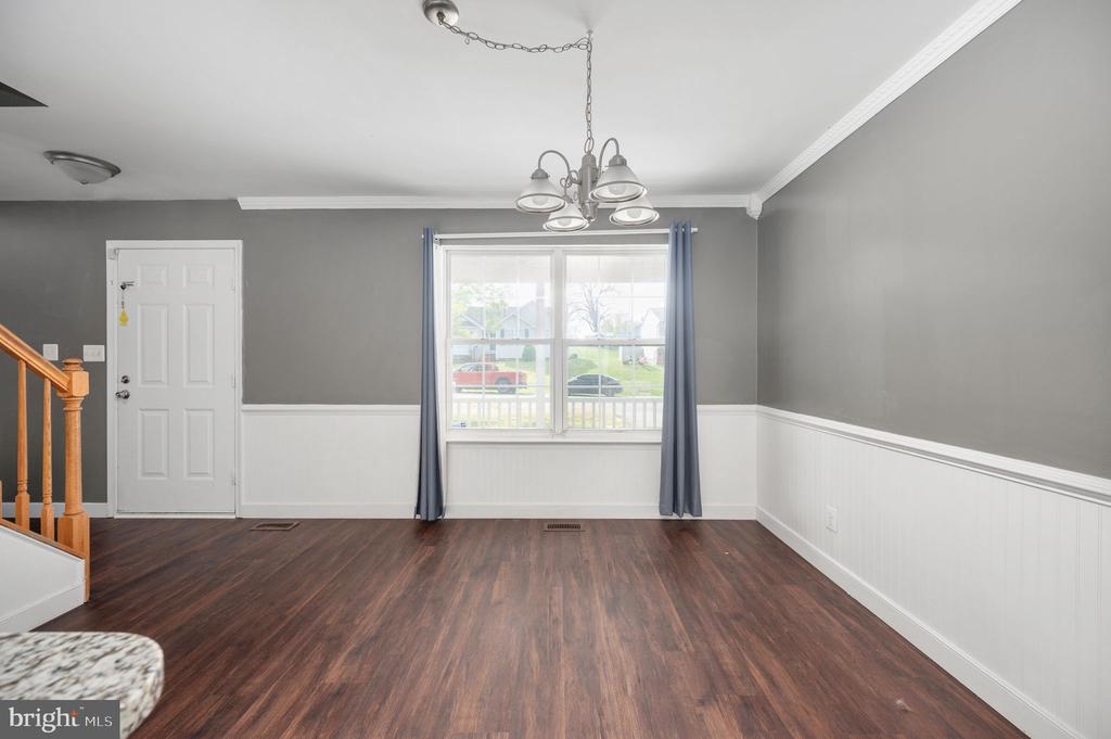 7504 LAURA LN, FREDERICKSBURG, Virginia 22407, 3 Bedrooms Bedrooms, ,3 BathroomsBathrooms,Residential,7504 LAURA LN,VASP2039678 MLS # VASP2039678