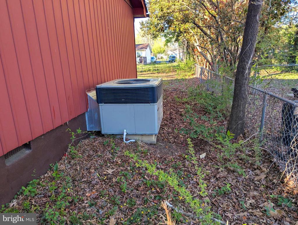 5505 PETERS LN, FREDERICKSBURG, Virginia 22407, 3 Bedrooms Bedrooms, ,2 BathroomsBathrooms,Residential,5505 PETERS LN,VASP2040702 MLS # VASP2040702