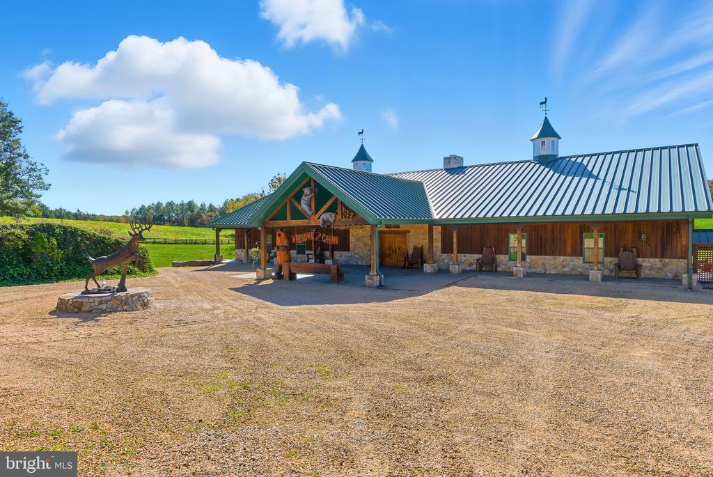 240 STONELEIGH RD, PALMYRA, Virginia 22963, 7 Bedrooms Bedrooms, ,5 BathroomsBathrooms,Residential,240 STONELEIGH RD,VAFN2000664 MLS # VAFN2000664