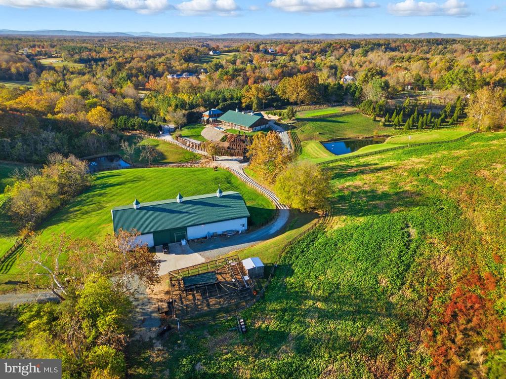 240 STONELEIGH RD, PALMYRA, Virginia 22963, 7 Bedrooms Bedrooms, ,5 BathroomsBathrooms,Residential,240 STONELEIGH RD,VAFN2000664 MLS # VAFN2000664