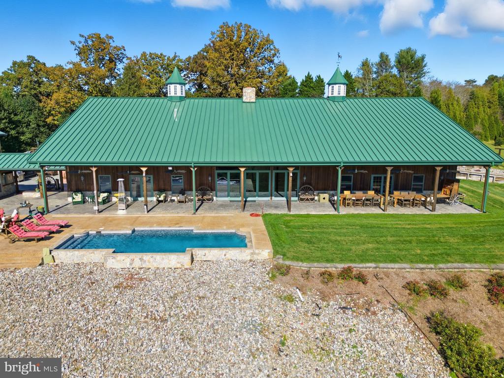 240 STONELEIGH RD, PALMYRA, Virginia 22963, 7 Bedrooms Bedrooms, ,5 BathroomsBathrooms,Residential,240 STONELEIGH RD,VAFN2000664 MLS # VAFN2000664