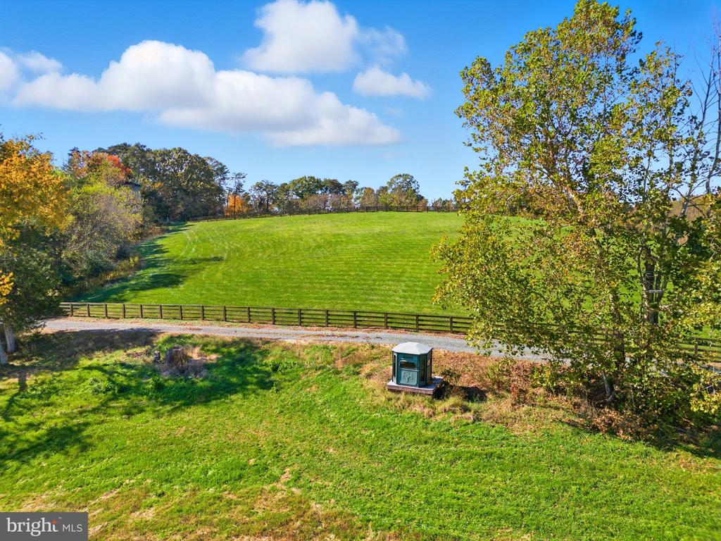 240 STONELEIGH RD, PALMYRA, Virginia 22963, 7 Bedrooms Bedrooms, ,5 BathroomsBathrooms,Residential,240 STONELEIGH RD,VAFN2000664 MLS # VAFN2000664