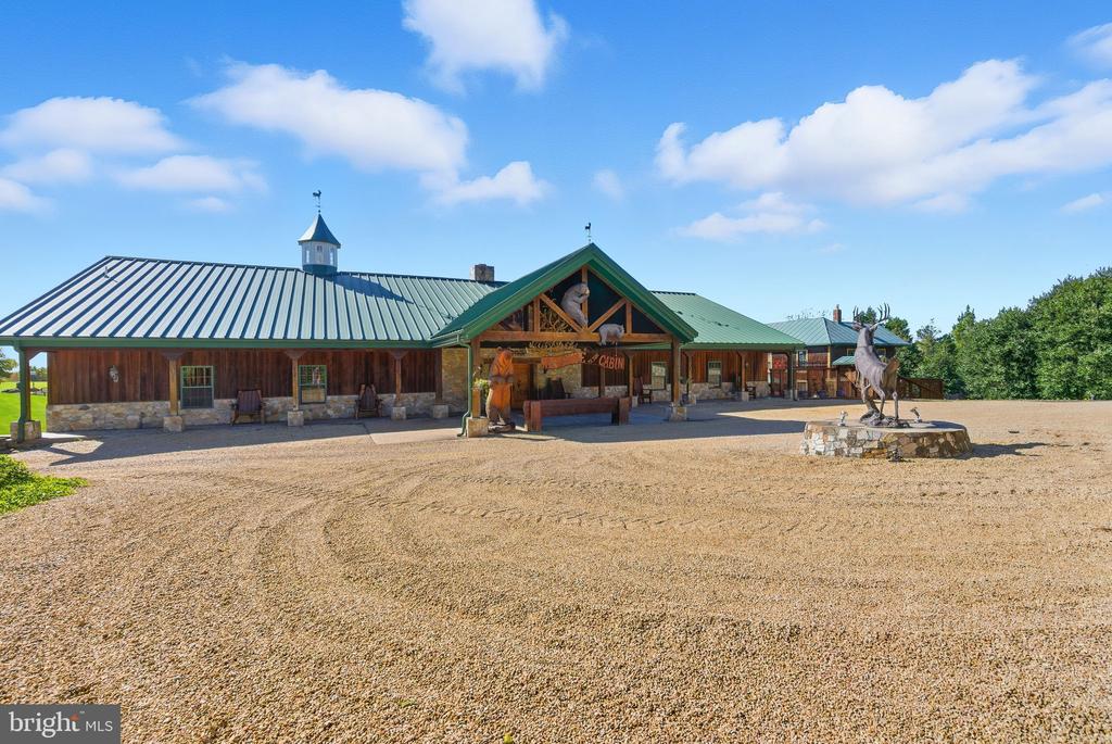 240 STONELEIGH RD, PALMYRA, Virginia 22963, 7 Bedrooms Bedrooms, ,5 BathroomsBathrooms,Residential,240 STONELEIGH RD,VAFN2000664 MLS # VAFN2000664