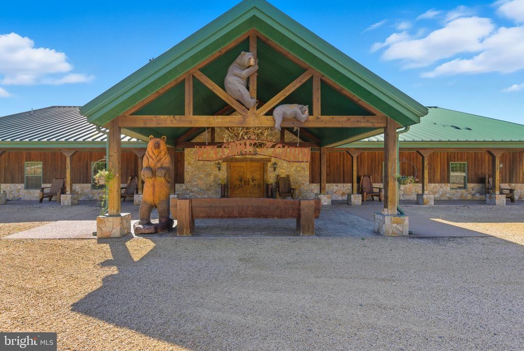 240 STONELEIGH RD, PALMYRA, Virginia 22963, 7 Bedrooms Bedrooms, ,5 BathroomsBathrooms,Residential,240 STONELEIGH RD,VAFN2000664 MLS # VAFN2000664