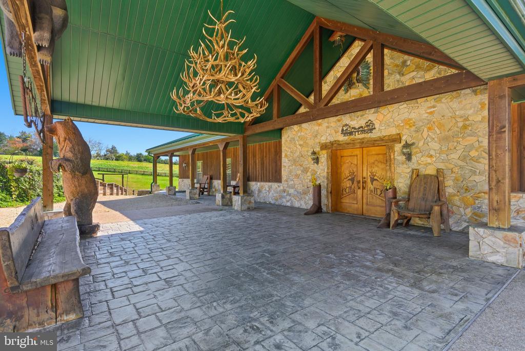 240 STONELEIGH RD, PALMYRA, Virginia 22963, 7 Bedrooms Bedrooms, ,5 BathroomsBathrooms,Residential,240 STONELEIGH RD,VAFN2000664 MLS # VAFN2000664