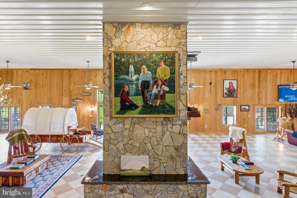 240 STONELEIGH RD, PALMYRA, Virginia 22963, 7 Bedrooms Bedrooms, ,5 BathroomsBathrooms,Residential,240 STONELEIGH RD,VAFN2000664 MLS # VAFN2000664