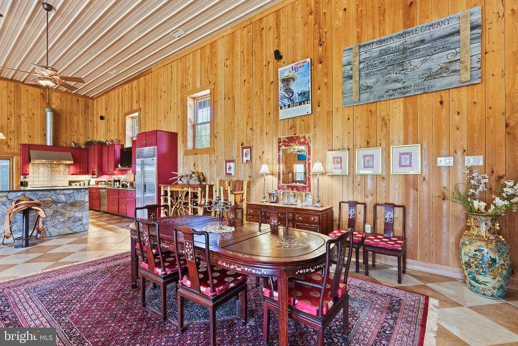 240 STONELEIGH RD, PALMYRA, Virginia 22963, 7 Bedrooms Bedrooms, ,5 BathroomsBathrooms,Residential,240 STONELEIGH RD,VAFN2000664 MLS # VAFN2000664