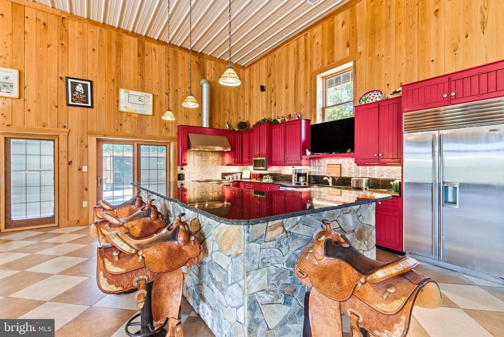 240 STONELEIGH RD, PALMYRA, Virginia 22963, 7 Bedrooms Bedrooms, ,5 BathroomsBathrooms,Residential,240 STONELEIGH RD,VAFN2000664 MLS # VAFN2000664