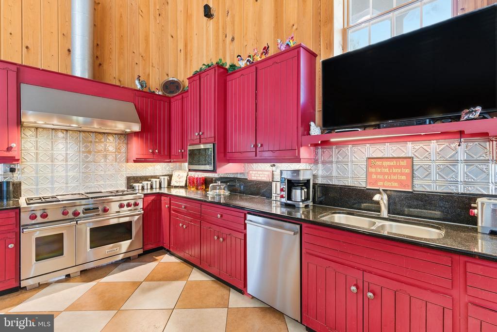 240 STONELEIGH RD, PALMYRA, Virginia 22963, 7 Bedrooms Bedrooms, ,5 BathroomsBathrooms,Residential,240 STONELEIGH RD,VAFN2000664 MLS # VAFN2000664