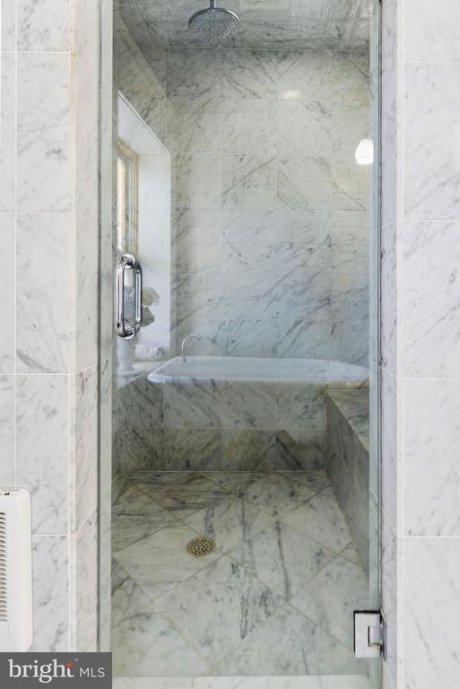 240 STONELEIGH RD, PALMYRA, Virginia 22963, 7 Bedrooms Bedrooms, ,5 BathroomsBathrooms,Residential,240 STONELEIGH RD,VAFN2000664 MLS # VAFN2000664