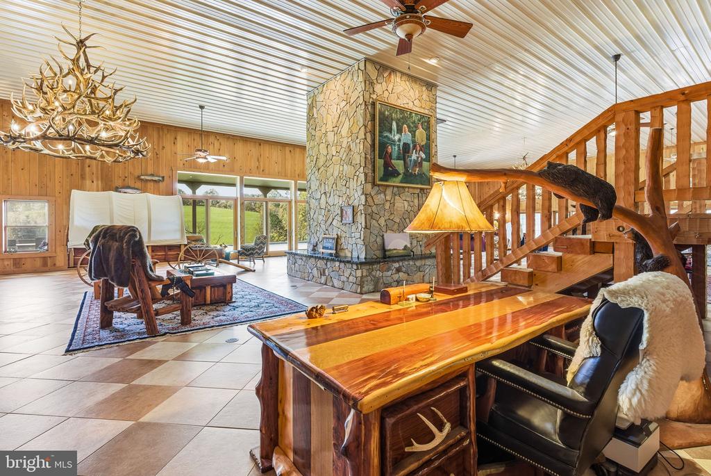 240 STONELEIGH RD, PALMYRA, Virginia 22963, 7 Bedrooms Bedrooms, ,5 BathroomsBathrooms,Residential,240 STONELEIGH RD,VAFN2000664 MLS # VAFN2000664