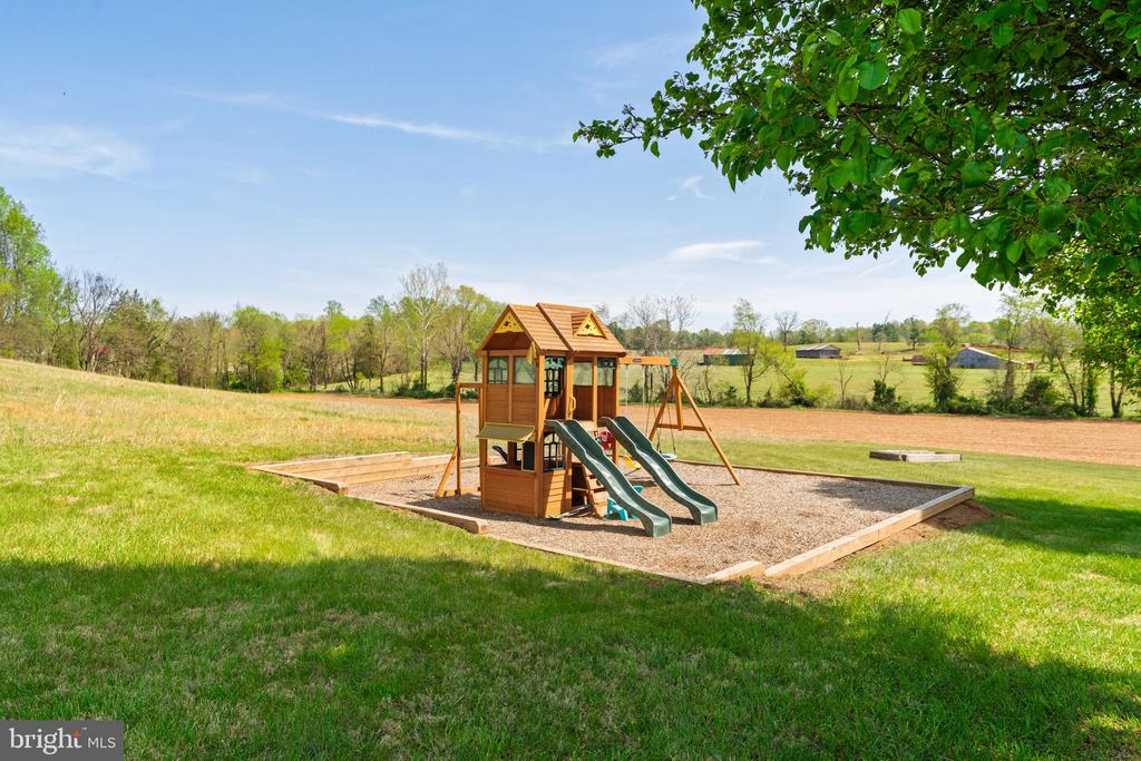 1388 NOVUM CHURCH, REVA, Virginia 22735, 4 Bedrooms Bedrooms, ,3 BathroomsBathrooms,Residential,1388 NOVUM CHURCH,VAMA2002698 MLS # VAMA2002698