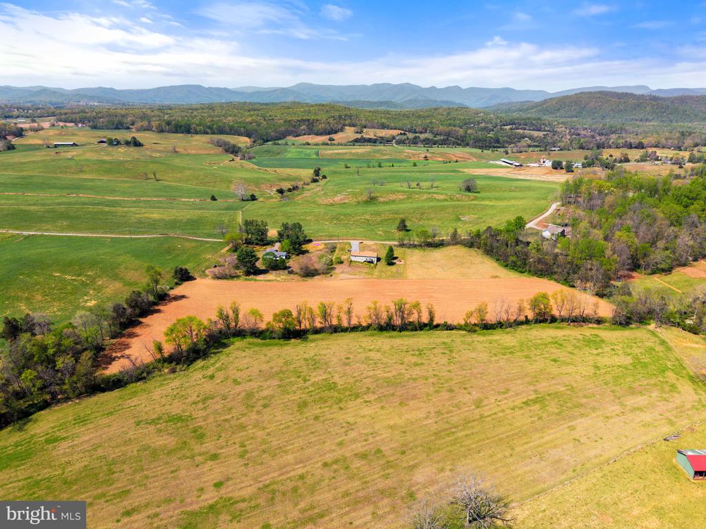 1388 NOVUM CHURCH, REVA, Virginia 22735, 4 Bedrooms Bedrooms, ,3 BathroomsBathrooms,Residential,1388 NOVUM CHURCH,VAMA2002698 MLS # VAMA2002698