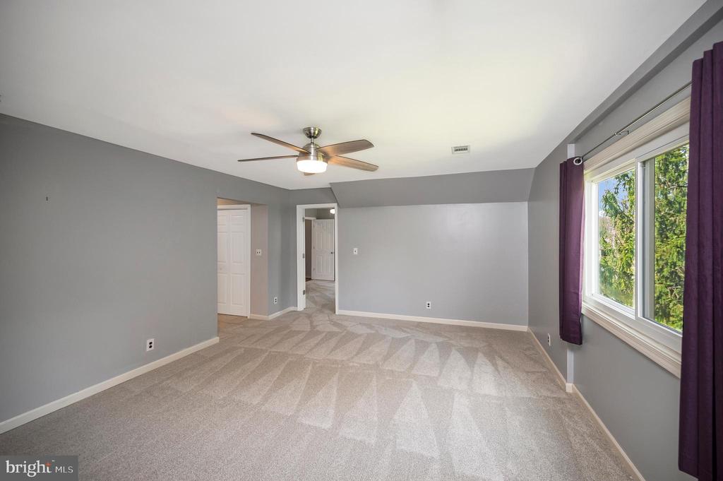 3195 FIERY RUN RD, LINDEN, Virginia, 5 Bedrooms Bedrooms, ,3 BathroomsBathrooms,Residential,3195 FIERY RUN RD,VAFQ2021536 MLS # VAFQ2021536