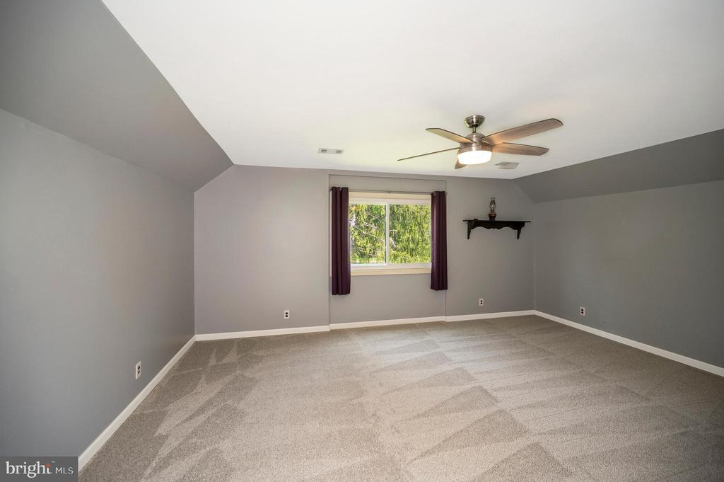 3195 FIERY RUN RD, LINDEN, Virginia, 5 Bedrooms Bedrooms, ,3 BathroomsBathrooms,Residential,3195 FIERY RUN RD,VAFQ2021536 MLS # VAFQ2021536