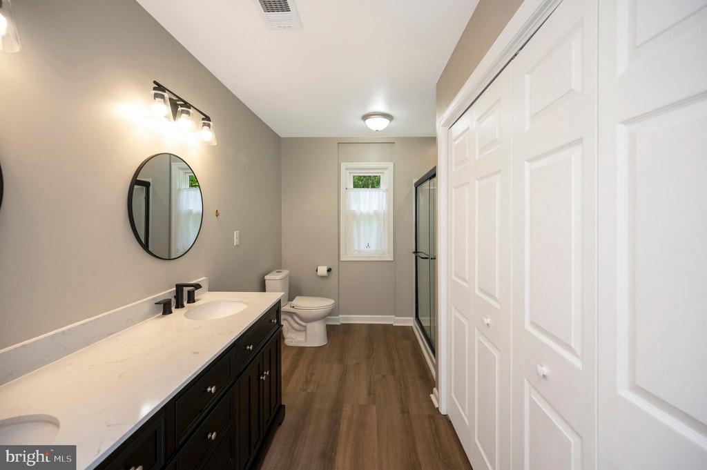 3195 FIERY RUN RD, LINDEN, Virginia, 5 Bedrooms Bedrooms, ,3 BathroomsBathrooms,Residential,3195 FIERY RUN RD,VAFQ2021536 MLS # VAFQ2021536