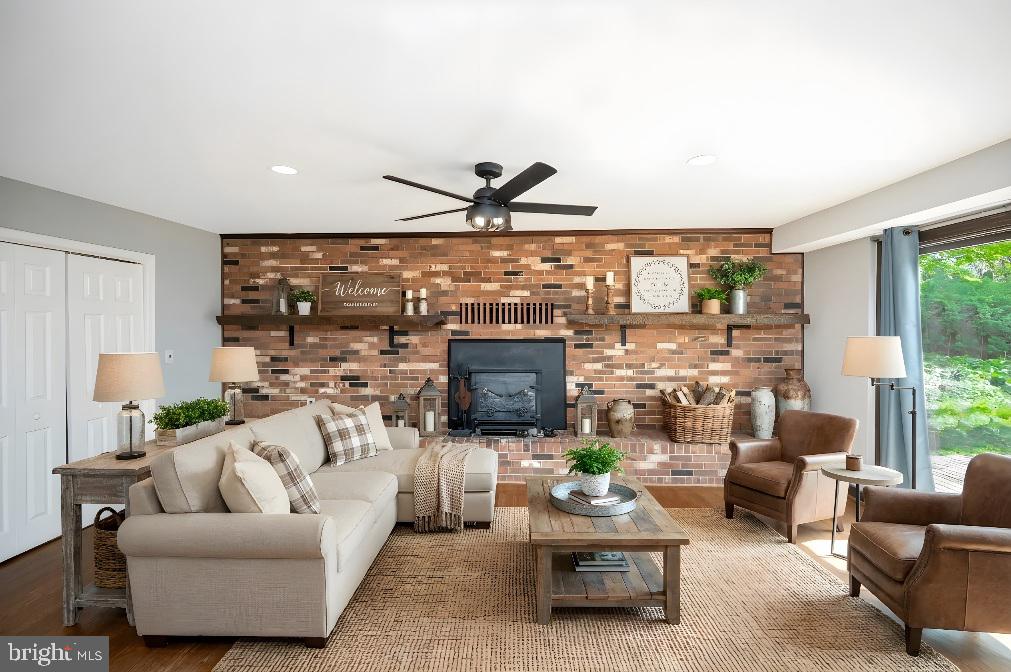 3195 FIERY RUN RD, LINDEN, Virginia, 5 Bedrooms Bedrooms, ,3 BathroomsBathrooms,Residential,3195 FIERY RUN RD,VAFQ2021536 MLS # VAFQ2021536