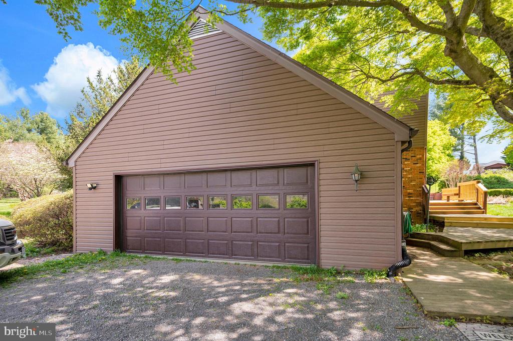 3195 FIERY RUN RD, LINDEN, Virginia, 5 Bedrooms Bedrooms, ,3 BathroomsBathrooms,Residential,3195 FIERY RUN RD,VAFQ2021536 MLS # VAFQ2021536