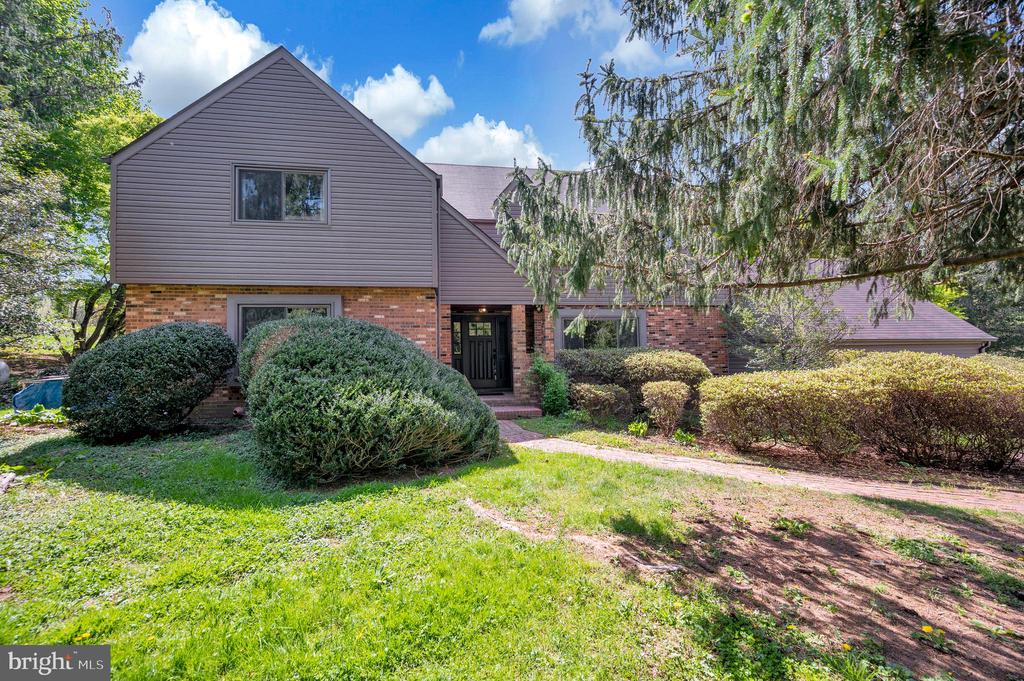 3195 FIERY RUN RD, LINDEN, Virginia, 5 Bedrooms Bedrooms, ,3 BathroomsBathrooms,Residential,3195 FIERY RUN RD,VAFQ2021536 MLS # VAFQ2021536