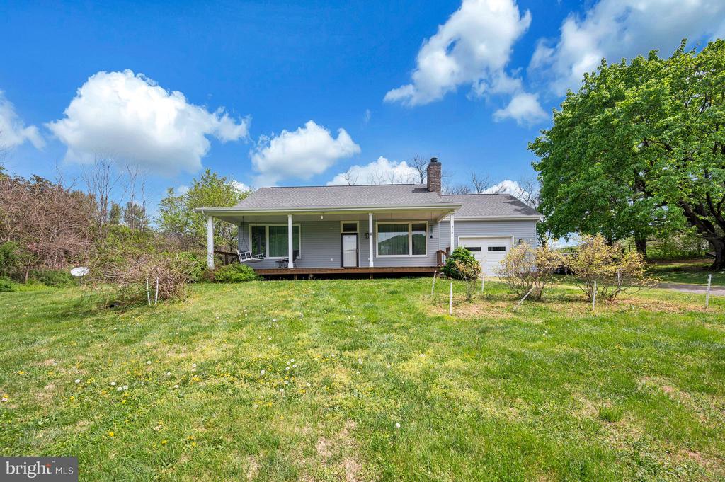 3195 FIERY RUN RD, LINDEN, Virginia, 5 Bedrooms Bedrooms, ,3 BathroomsBathrooms,Residential,3195 FIERY RUN RD,VAFQ2021536 MLS # VAFQ2021536