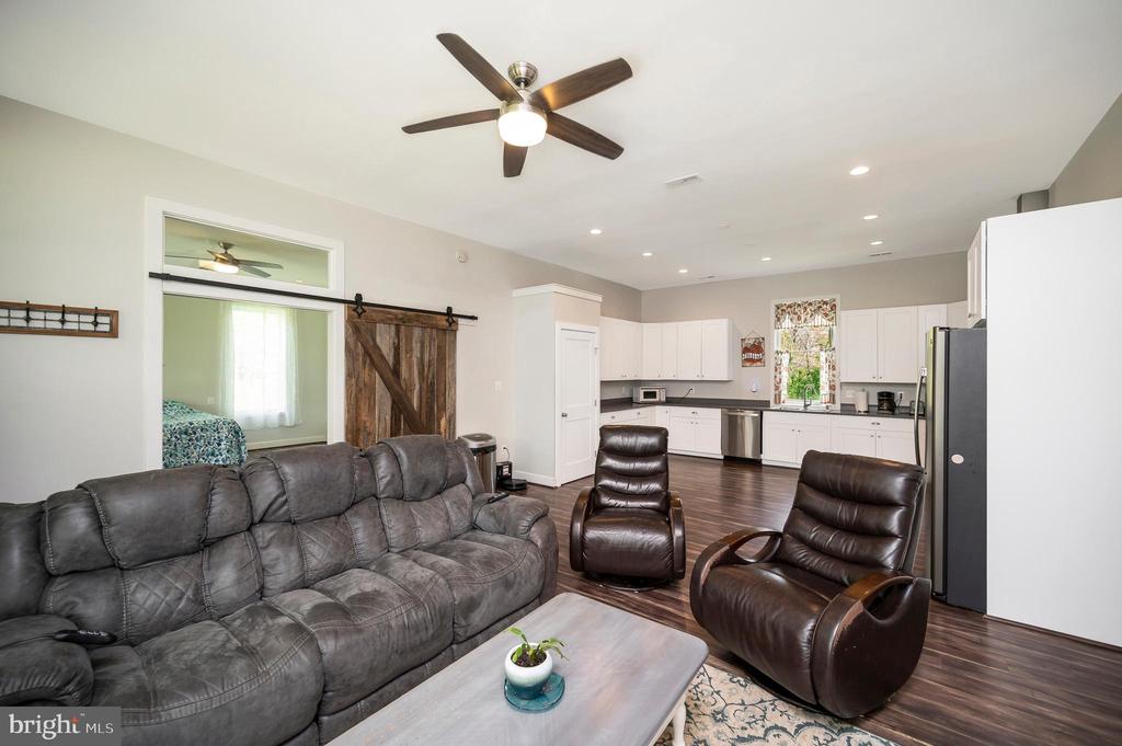 3195 FIERY RUN RD, LINDEN, Virginia, 5 Bedrooms Bedrooms, ,3 BathroomsBathrooms,Residential,3195 FIERY RUN RD,VAFQ2021536 MLS # VAFQ2021536