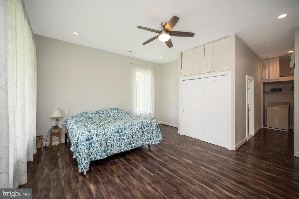 3195 FIERY RUN RD, LINDEN, Virginia, 5 Bedrooms Bedrooms, ,3 BathroomsBathrooms,Residential,3195 FIERY RUN RD,VAFQ2021536 MLS # VAFQ2021536