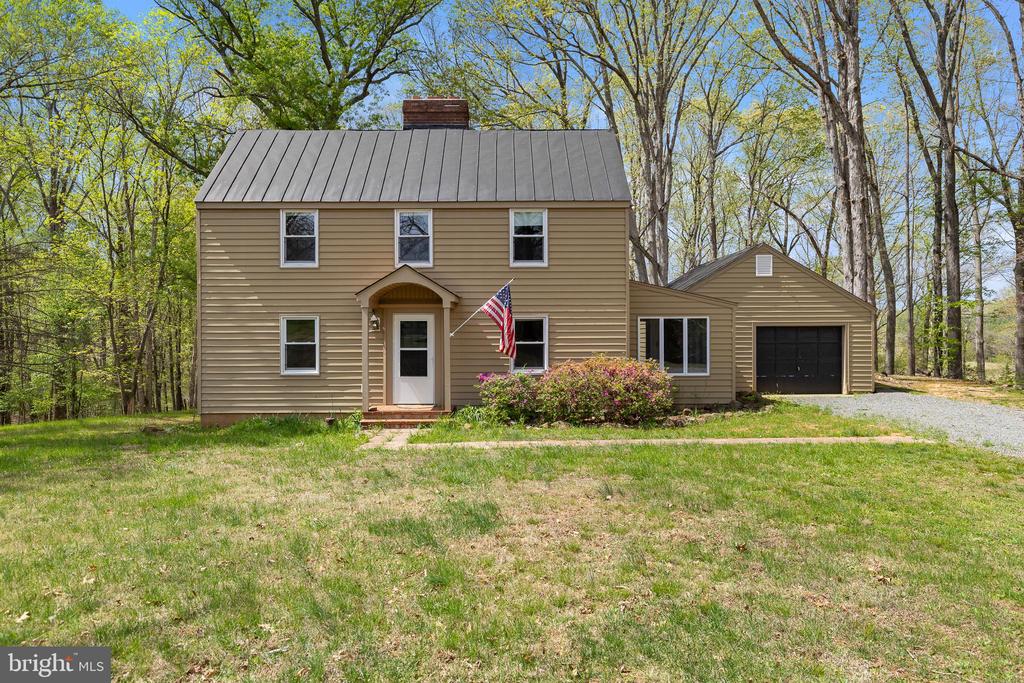 8358 BOTHA RD, WARRENTON, Virginia 20186, 3 Bedrooms Bedrooms, ,1 BathroomBathrooms,Residential,8358 BOTHA RD,VAFQ2021532 MLS # VAFQ2021532