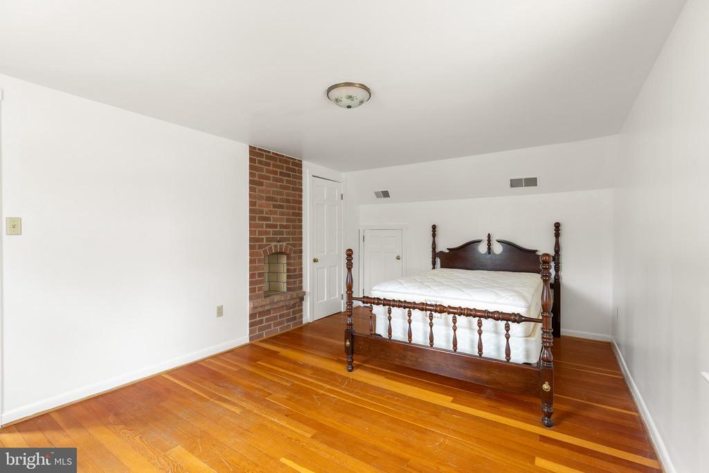 8358 BOTHA RD, WARRENTON, Virginia 20186, 3 Bedrooms Bedrooms, ,1 BathroomBathrooms,Residential,8358 BOTHA RD,VAFQ2021532 MLS # VAFQ2021532