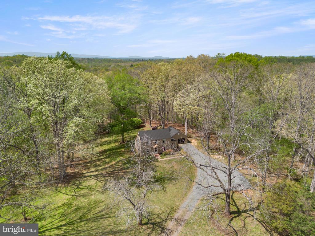 8358 BOTHA RD, WARRENTON, Virginia 20186, 3 Bedrooms Bedrooms, ,1 BathroomBathrooms,Residential,8358 BOTHA RD,VAFQ2021532 MLS # VAFQ2021532