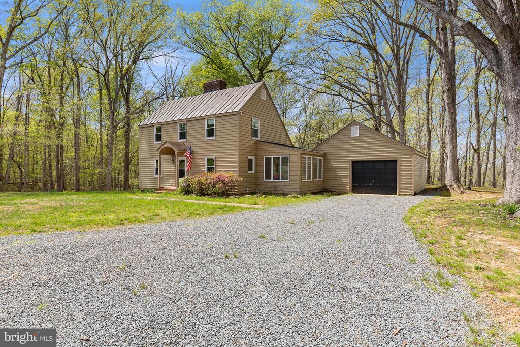 8358 BOTHA RD, WARRENTON, Virginia 20186, 3 Bedrooms Bedrooms, ,1 BathroomBathrooms,Residential,8358 BOTHA RD,VAFQ2021532 MLS # VAFQ2021532