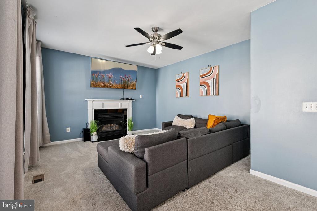 12232 PINEY LN, REMINGTON, Virginia 22734, 4 Bedrooms Bedrooms, ,2 BathroomsBathrooms,Residential,12232 PINEY LN,VAFQ2021582 MLS # VAFQ2021582