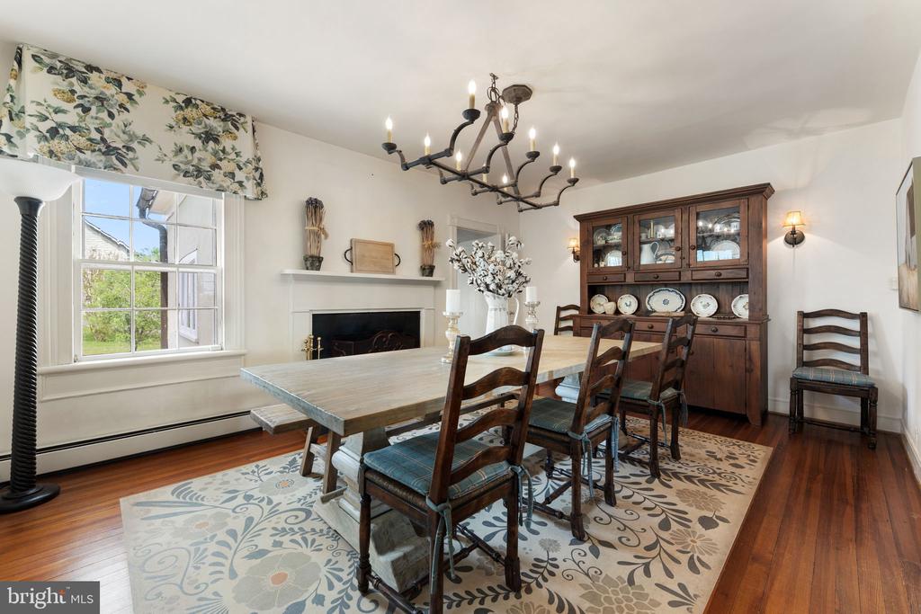 6370 JOHN BARTON PAYNE RD, MARSHALL, Virginia, 3 Bedrooms Bedrooms, ,2 BathroomsBathrooms,Residential,6370 JOHN BARTON PAYNE RD,VAFQ2021580 MLS # VAFQ2021580