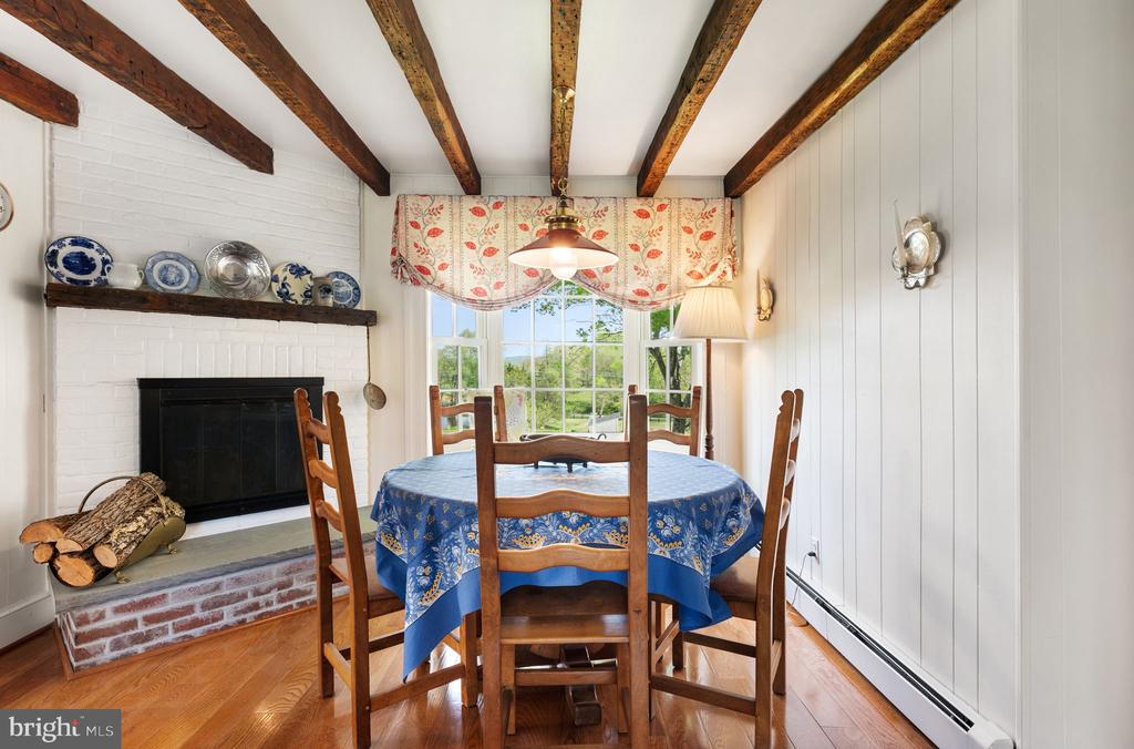 6370 JOHN BARTON PAYNE RD, MARSHALL, Virginia, 3 Bedrooms Bedrooms, ,2 BathroomsBathrooms,Residential,6370 JOHN BARTON PAYNE RD,VAFQ2021580 MLS # VAFQ2021580