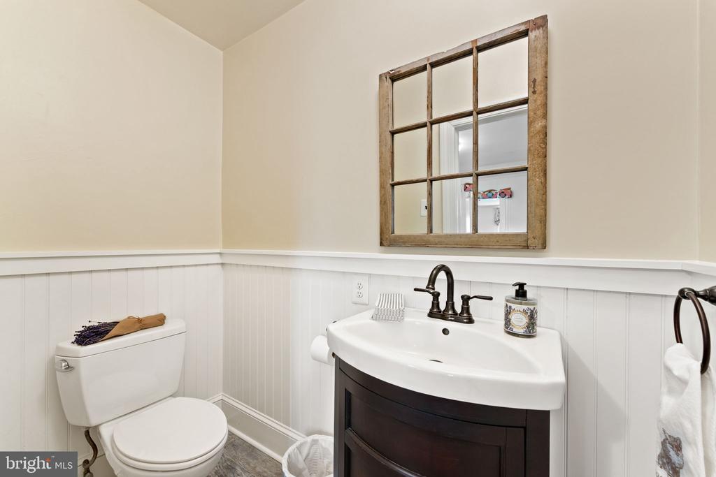 6370 JOHN BARTON PAYNE RD, MARSHALL, Virginia, 3 Bedrooms Bedrooms, ,2 BathroomsBathrooms,Residential,6370 JOHN BARTON PAYNE RD,VAFQ2021580 MLS # VAFQ2021580