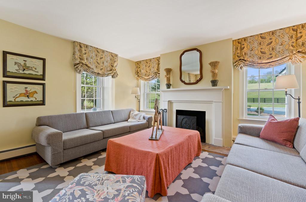 6370 JOHN BARTON PAYNE RD, MARSHALL, Virginia, 3 Bedrooms Bedrooms, ,2 BathroomsBathrooms,Residential,6370 JOHN BARTON PAYNE RD,VAFQ2021580 MLS # VAFQ2021580