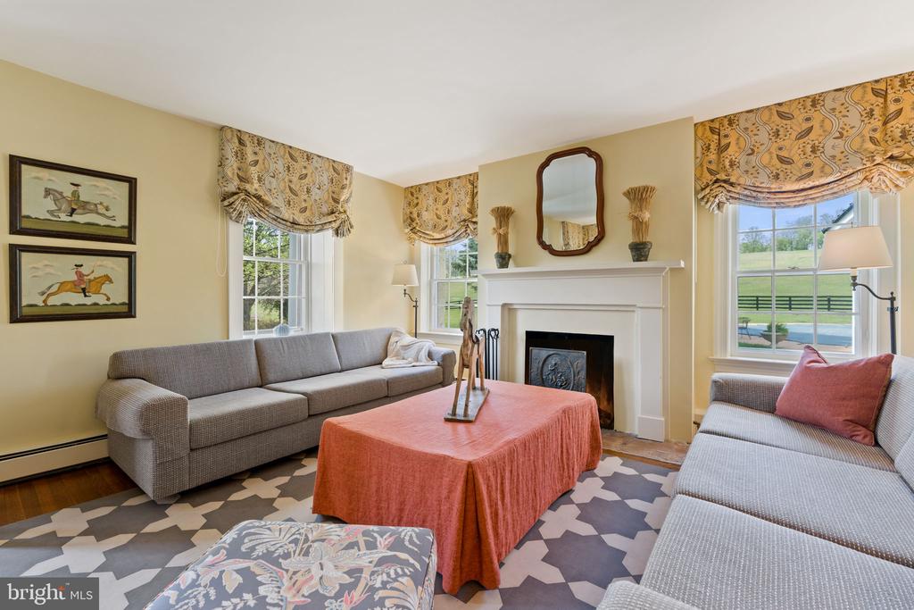 6370 JOHN BARTON PAYNE RD, MARSHALL, Virginia, 3 Bedrooms Bedrooms, ,2 BathroomsBathrooms,Residential,6370 JOHN BARTON PAYNE RD,VAFQ2021580 MLS # VAFQ2021580