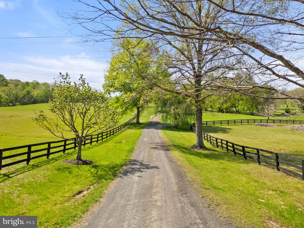 6370 JOHN BARTON PAYNE RD, MARSHALL, Virginia, 3 Bedrooms Bedrooms, ,2 BathroomsBathrooms,Residential,6370 JOHN BARTON PAYNE RD,VAFQ2021580 MLS # VAFQ2021580