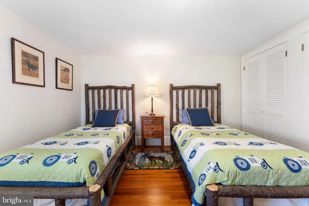 6370 JOHN BARTON PAYNE RD, MARSHALL, Virginia, 3 Bedrooms Bedrooms, ,2 BathroomsBathrooms,Residential,6370 JOHN BARTON PAYNE RD,VAFQ2021580 MLS # VAFQ2021580