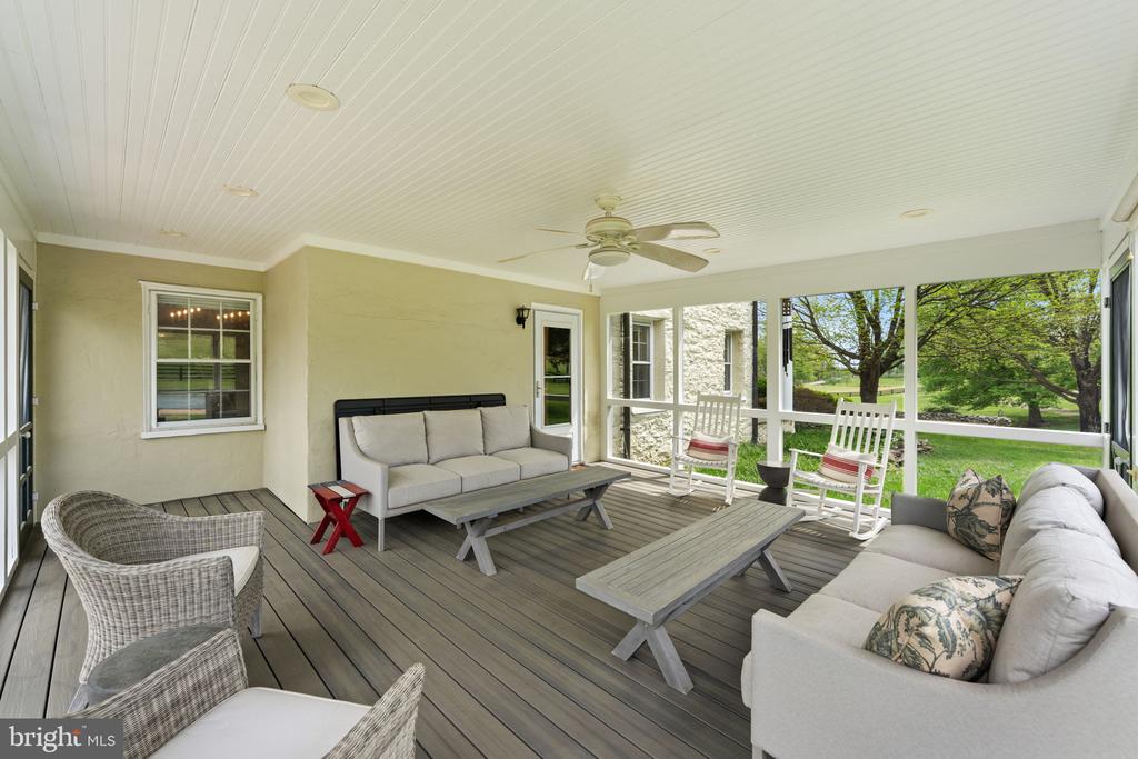 6370 JOHN BARTON PAYNE RD, MARSHALL, Virginia, 3 Bedrooms Bedrooms, ,2 BathroomsBathrooms,Residential,6370 JOHN BARTON PAYNE RD,VAFQ2021580 MLS # VAFQ2021580