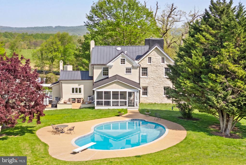 6370 JOHN BARTON PAYNE RD, MARSHALL, Virginia, 3 Bedrooms Bedrooms, ,2 BathroomsBathrooms,Residential,6370 JOHN BARTON PAYNE RD,VAFQ2021580 MLS # VAFQ2021580