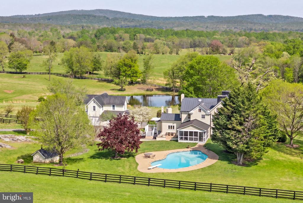 6370 JOHN BARTON PAYNE RD, MARSHALL, Virginia, 3 Bedrooms Bedrooms, ,2 BathroomsBathrooms,Residential,6370 JOHN BARTON PAYNE RD,VAFQ2021580 MLS # VAFQ2021580