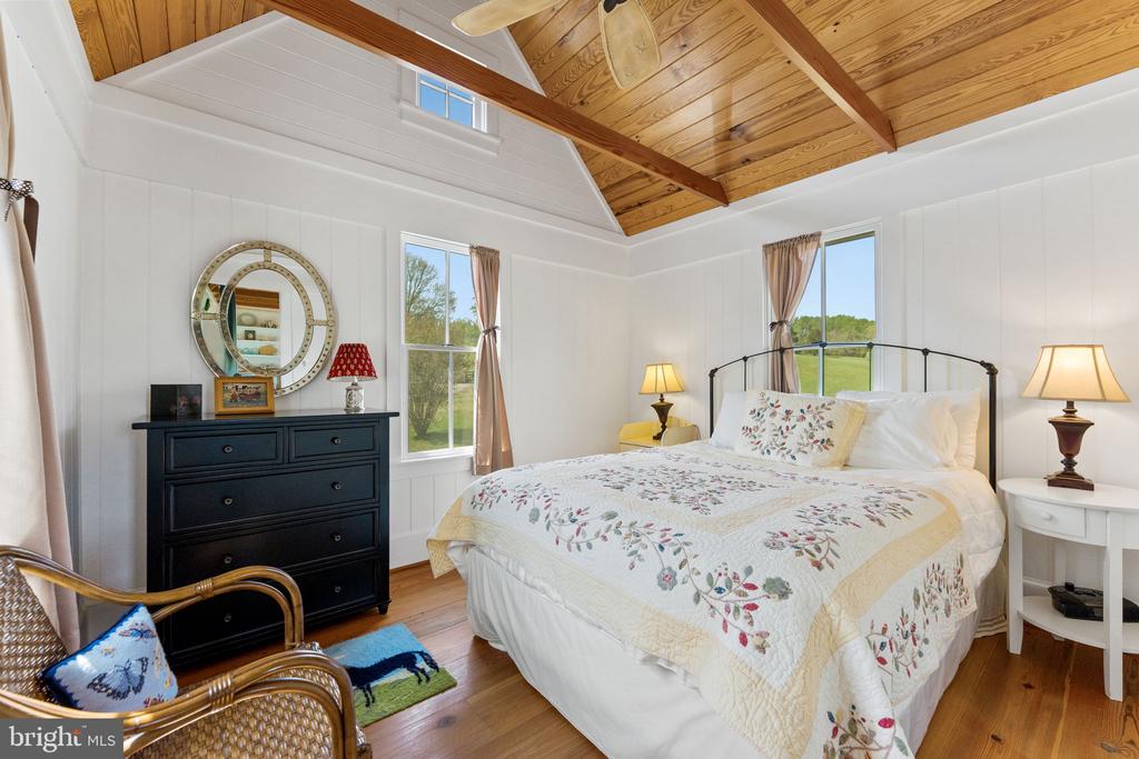 6370 JOHN BARTON PAYNE RD, MARSHALL, Virginia, 3 Bedrooms Bedrooms, ,2 BathroomsBathrooms,Residential,6370 JOHN BARTON PAYNE RD,VAFQ2021580 MLS # VAFQ2021580