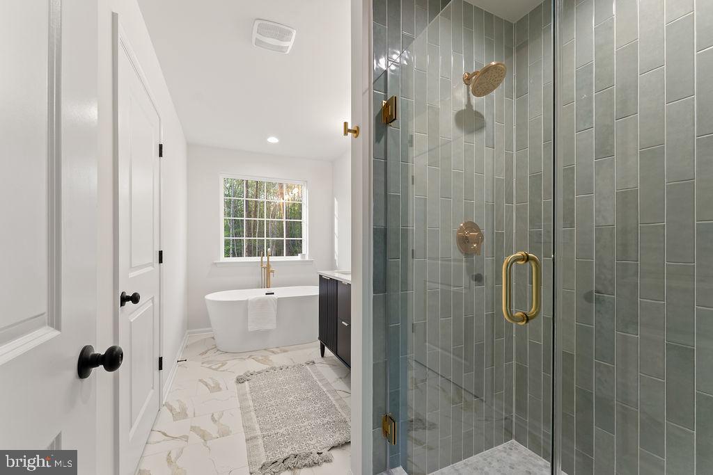 729 VAWTER CORNER RD, LOUISA, Virginia 23093, ,Residential,729 VAWTER CORNER RD,VALA2009674 MLS # VALA2009674