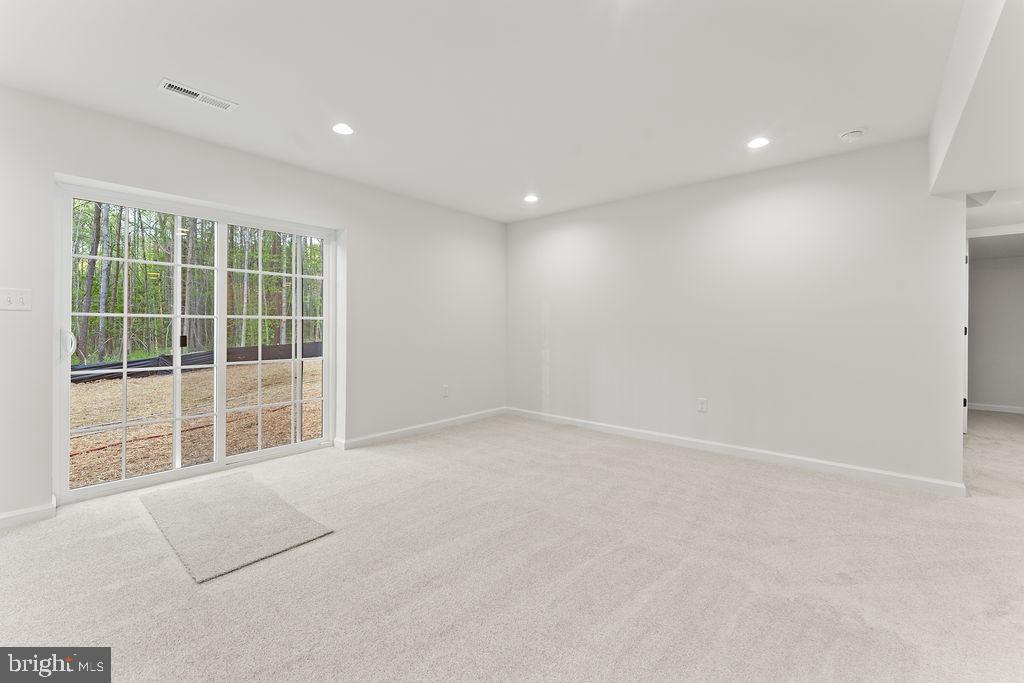 729 VAWTER CORNER RD, LOUISA, Virginia 23093, ,Residential,729 VAWTER CORNER RD,VALA2009674 MLS # VALA2009674