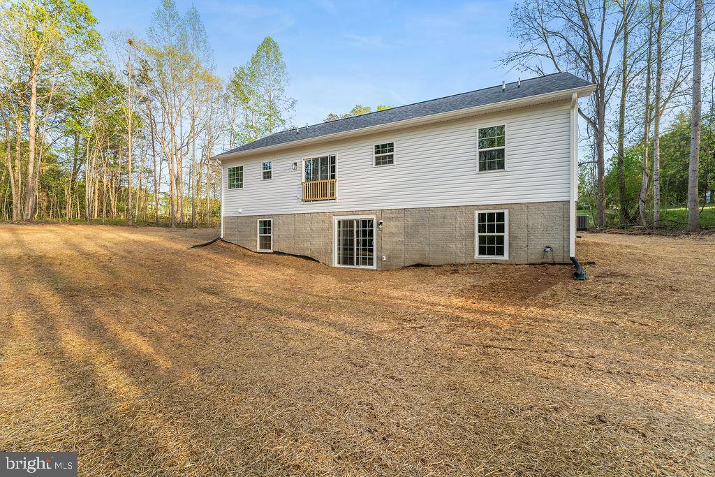 729 VAWTER CORNER RD, LOUISA, Virginia 23093, ,Residential,729 VAWTER CORNER RD,VALA2009674 MLS # VALA2009674