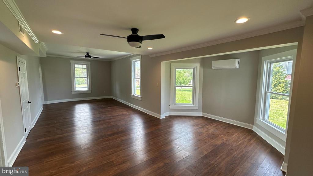 206 2ND ST, SHENANDOAH, Virginia 22849, 3 Bedrooms Bedrooms, ,2 BathroomsBathrooms,Residential,206 2ND ST,VAPA2006306 MLS # VAPA2006306