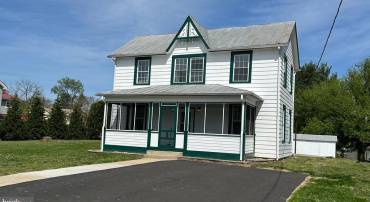 206 2ND ST, SHENANDOAH, Virginia 22849, 3 Bedrooms Bedrooms, ,2 BathroomsBathrooms,Residential,206 2ND ST,VAPA2006306 MLS # VAPA2006306