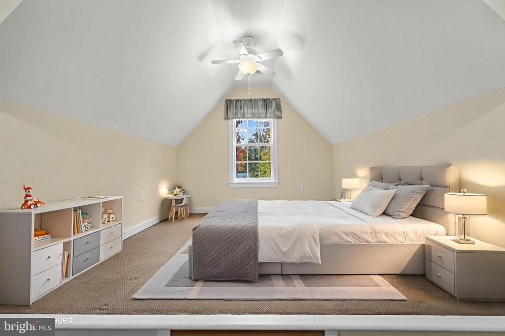 4 HIGHLAND RD, PALMYRA, Virginia 22963, 4 Bedrooms Bedrooms, ,2 BathroomsBathrooms,Residential,4 HIGHLAND RD,VAFN2000670 MLS # VAFN2000670