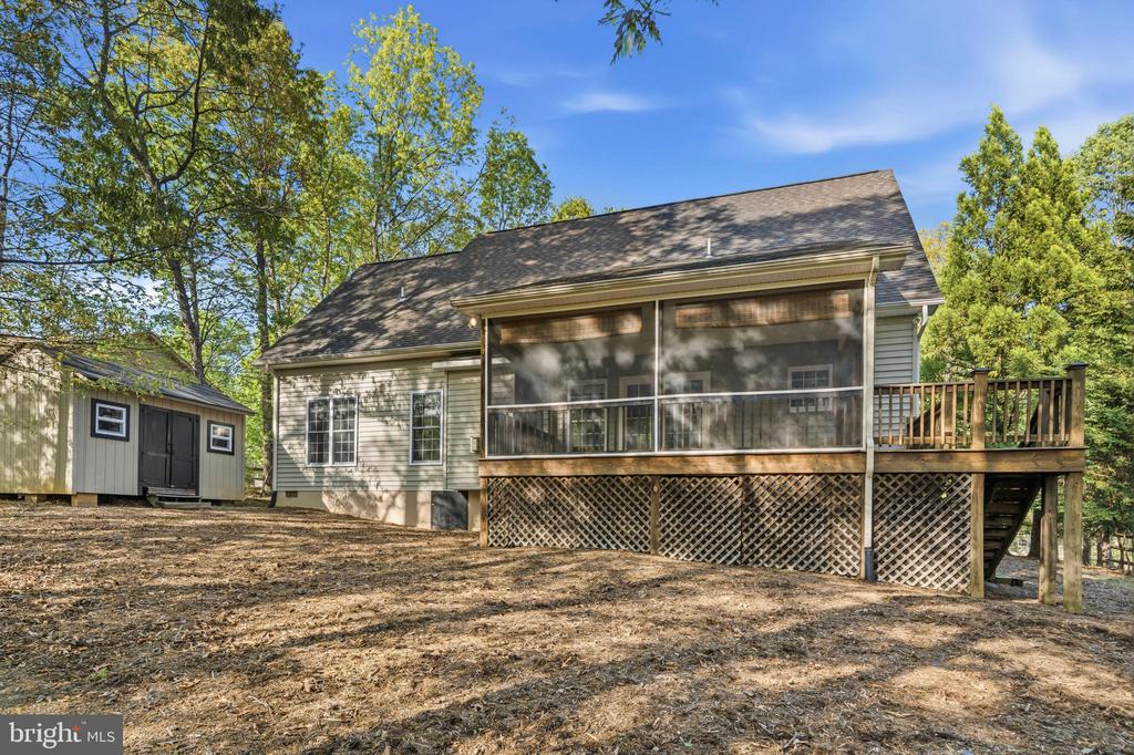 4 HIGHLAND RD, PALMYRA, Virginia 22963, 4 Bedrooms Bedrooms, ,2 BathroomsBathrooms,Residential,4 HIGHLAND RD,VAFN2000670 MLS # VAFN2000670